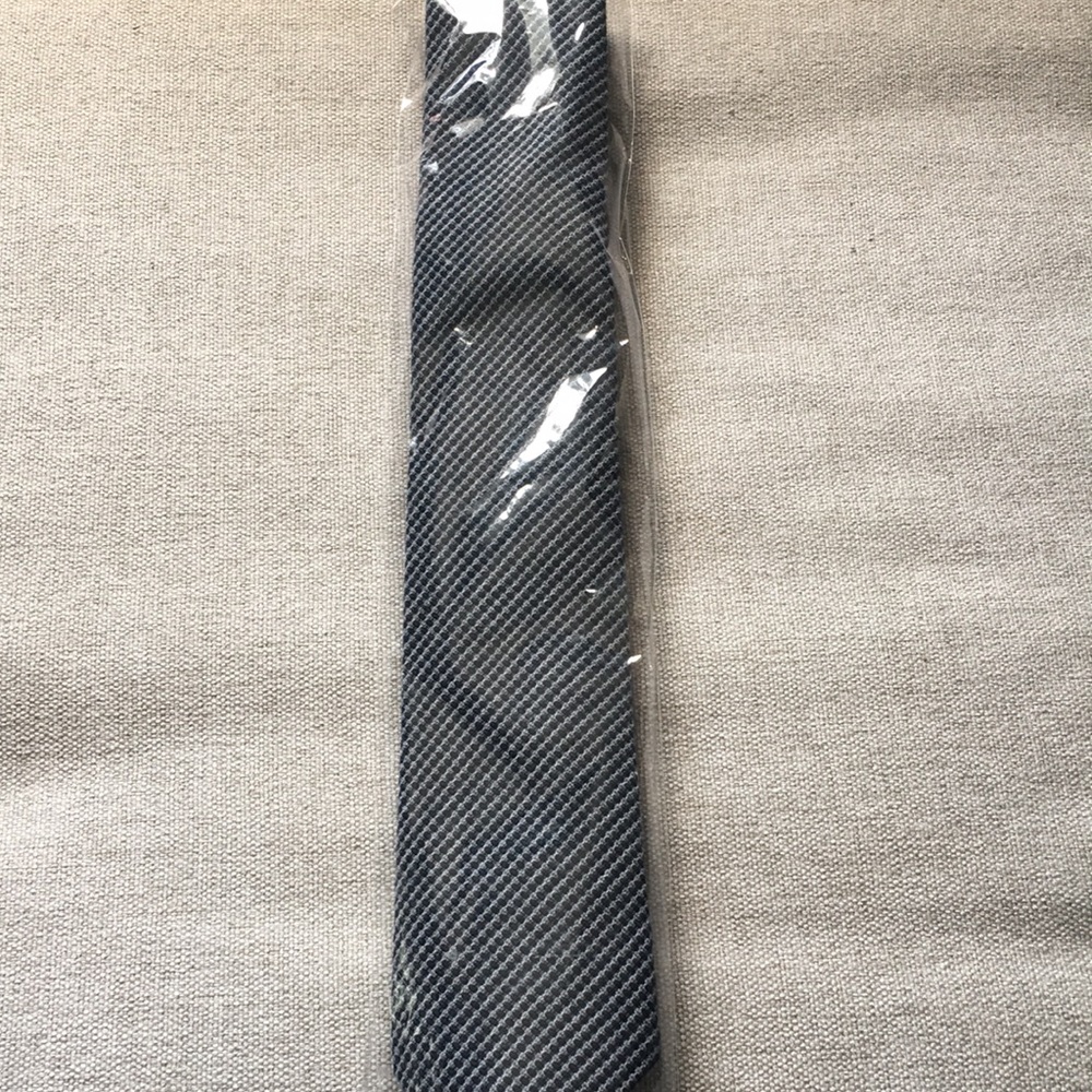 Set of 3 Brand New Men’s Neckties. - Picture 3 of 3